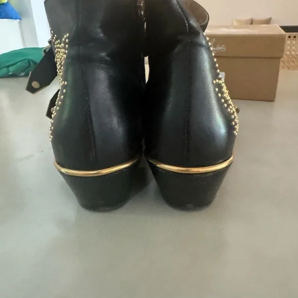 Chloe Susanna Studded Leather Ankle Boots in black and gold. - Picture 5 of 13